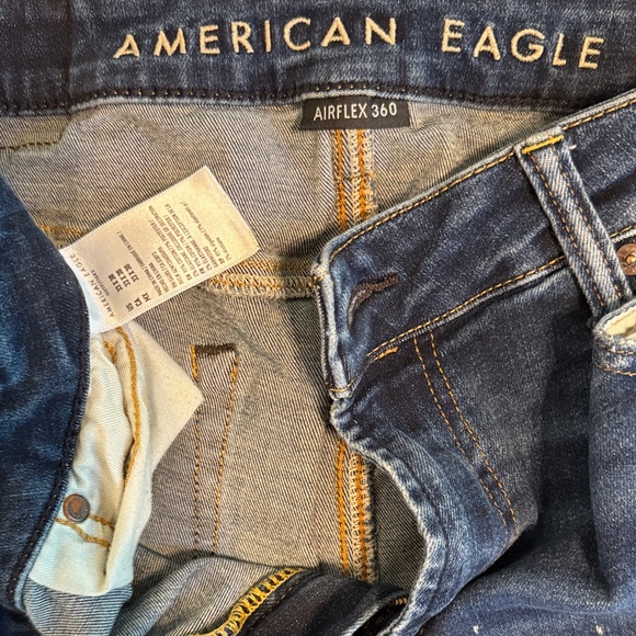 American Eagle Outfitters Distressed Blue Jeans - Picture 1 of 2